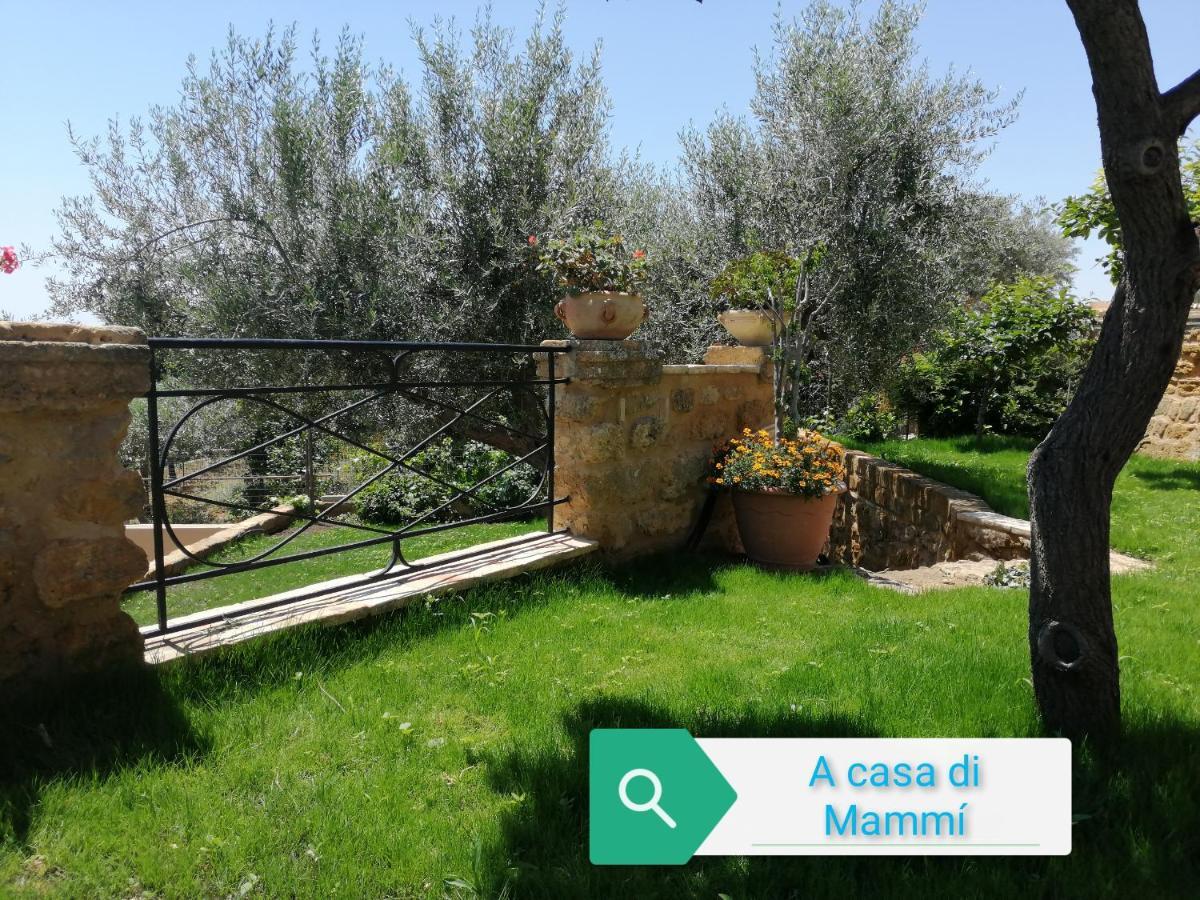 A Casa Di Mammi Nella Valle Dei Templi Agrigento Exterior photo
